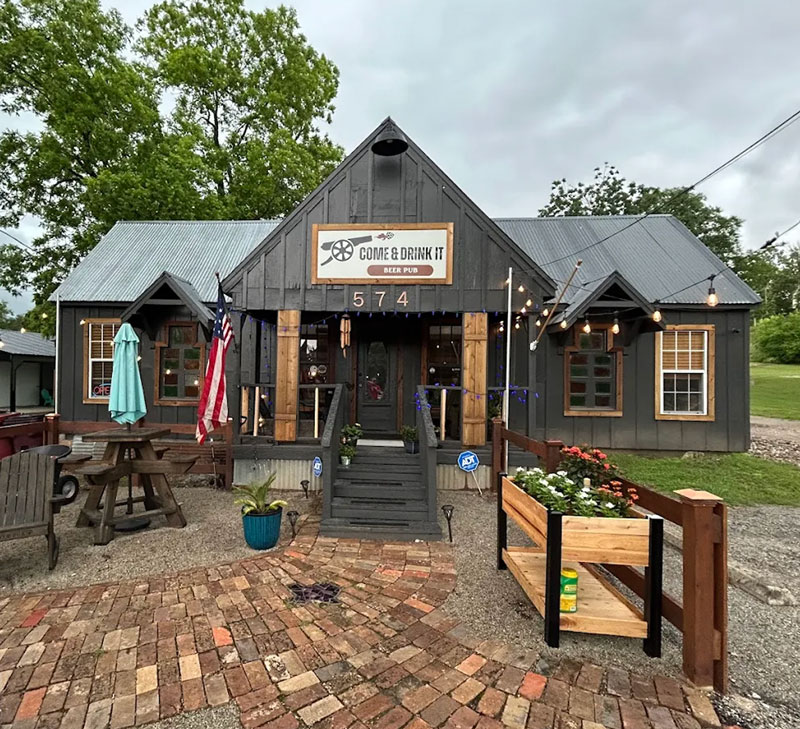 come-and-drink-it-pub-canton-tx-exterior.jpg